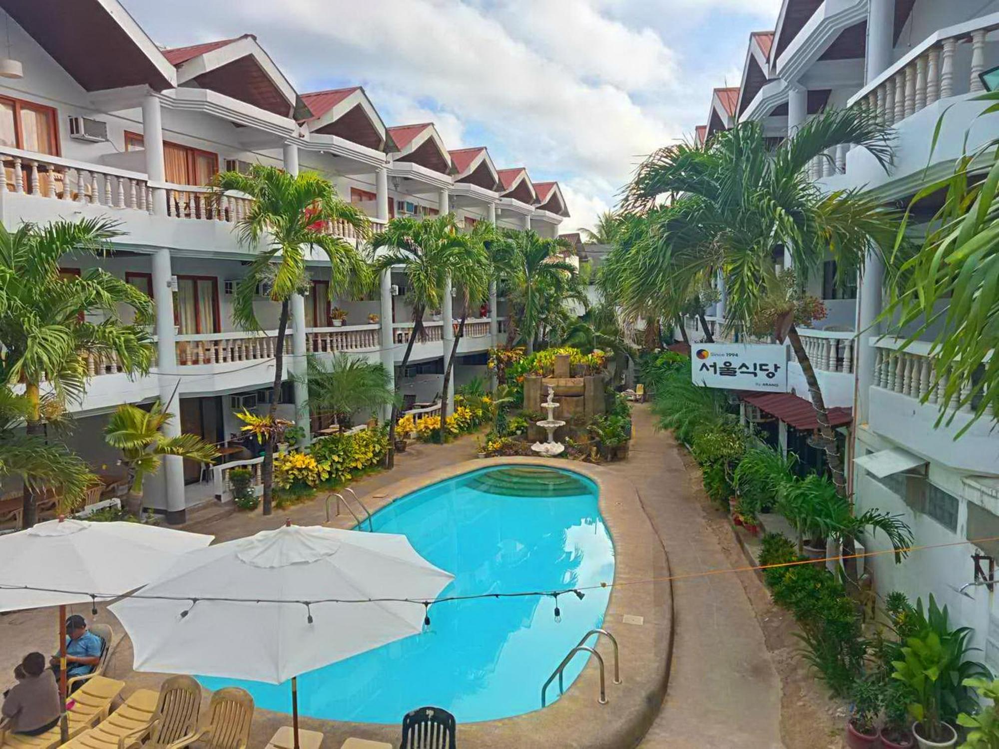 Boracay Peninsula Hotel Balabag  Exterior photo