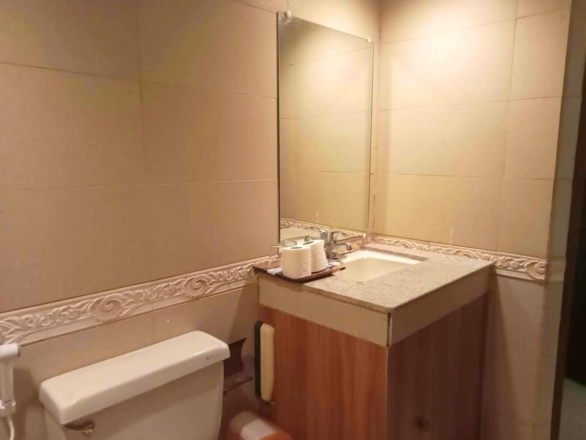 Boracay Peninsula Hotel Balabag  Room photo